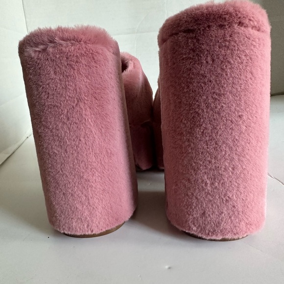 Brand New Steve Madden Trixie-F Pink Barbie Platforms Size 7. - Picture 3 of 15